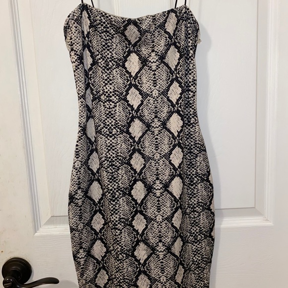Snake print mini dress - Picture 2 of 2